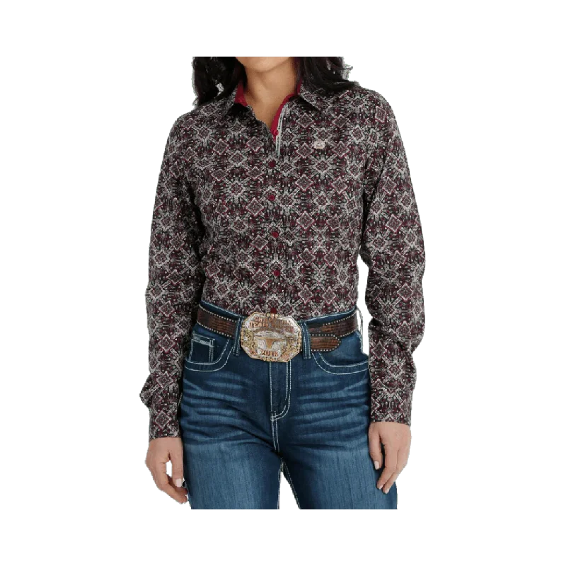 Cinch Women's Long Sleeve Button Down Western Shirt Classic Solid Short Shirt