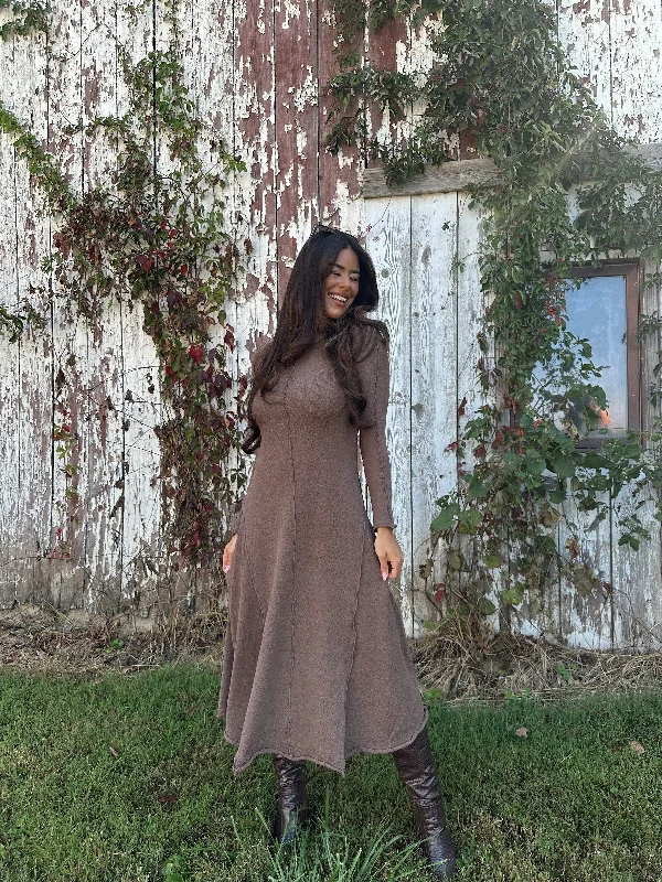 Emilia Maxi Dress Trendy Fit-and-Flare Maxi Dress