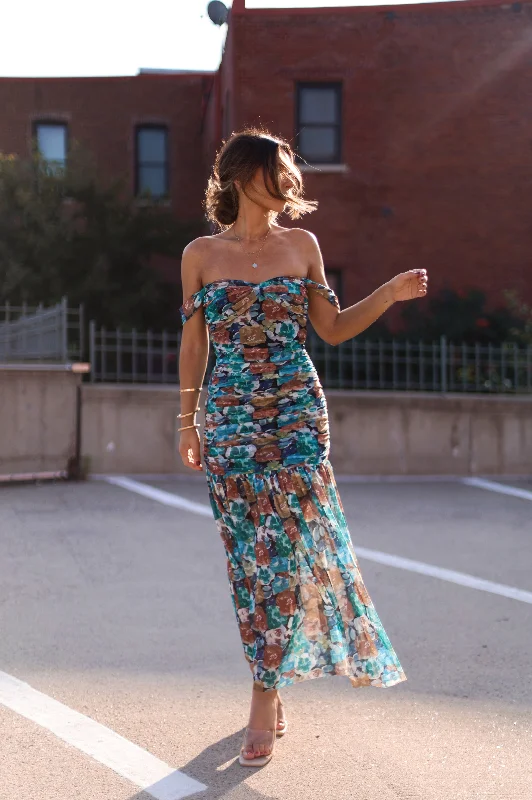 Island Blossom Maxi Dress Classic Solid Maxi Dress