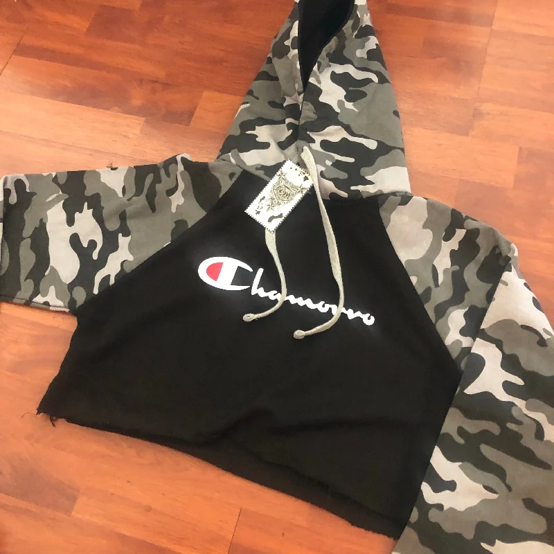 Chamorro Crop Top Hoodies Hoodie with Color Block Contrast Stylish